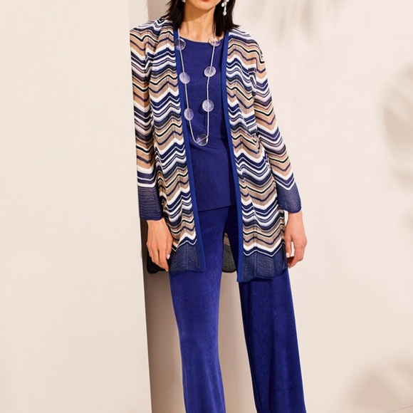 Travelers Collection by Chico's Blue/White/Brown Zig Zag Stitch Cardigan - Picture 7 of 7